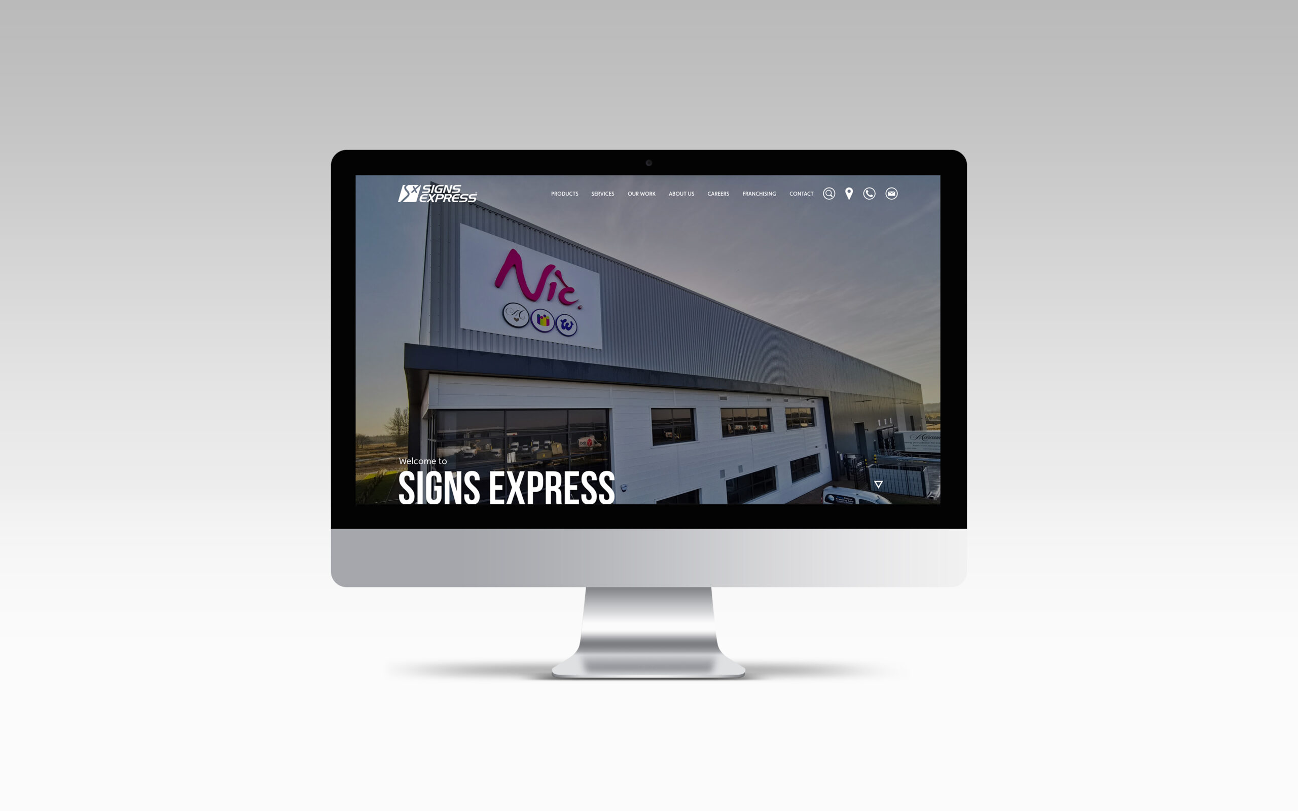 Signs Express homepage on iMac